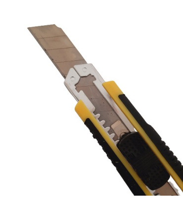 کاتر بزرگ حرفه ای خشاب دار 3 تیغ سان مکس SUNMAX طرح آلفا / موکت بر