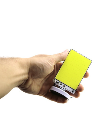 چراغ سیار خودرو 12 ولت با پایه آهنربایی مدل LIGHT 360