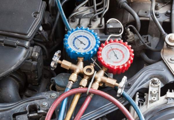 مهم ترین علائم خالی شدن گاز کولر خودرو را بشناسید؟